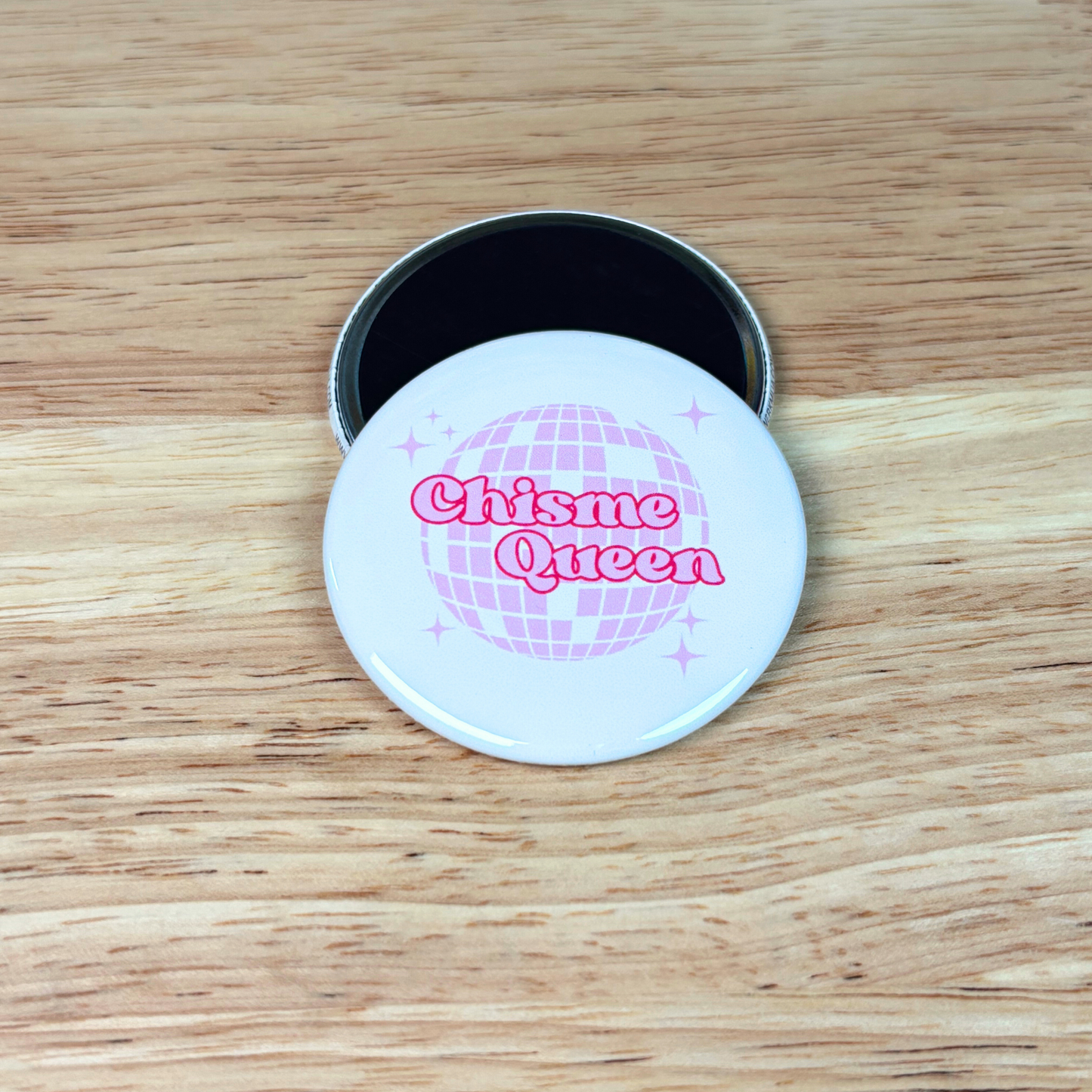 Chisme Queen Magnet 2.25"